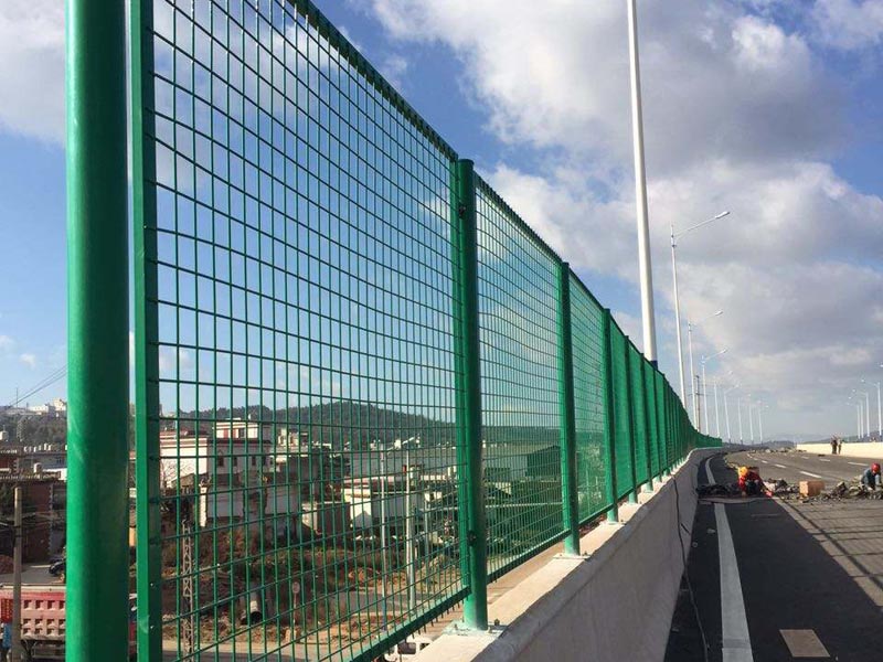 ���������W